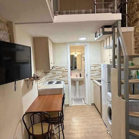 Q Apartments In Corfu Town Екстер'єр фото