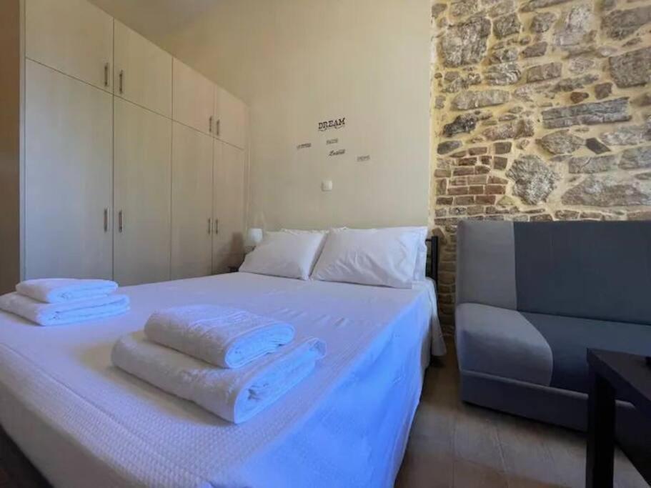 Q Apartments In Corfu Town Екстер'єр фото