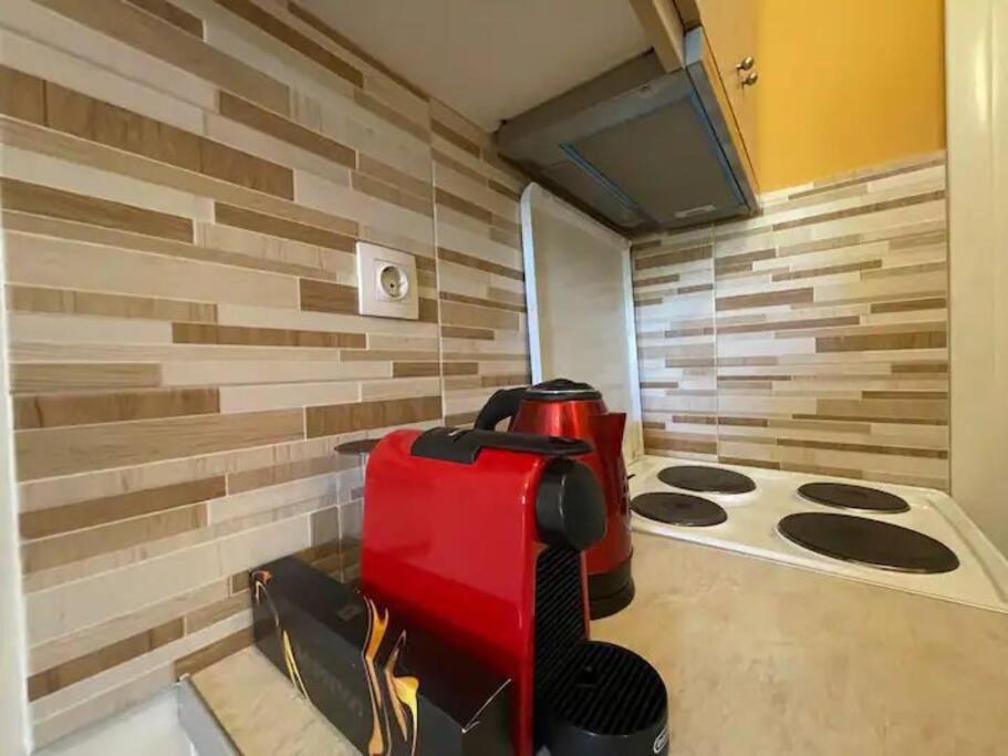 Q Apartments In Corfu Town Екстер'єр фото