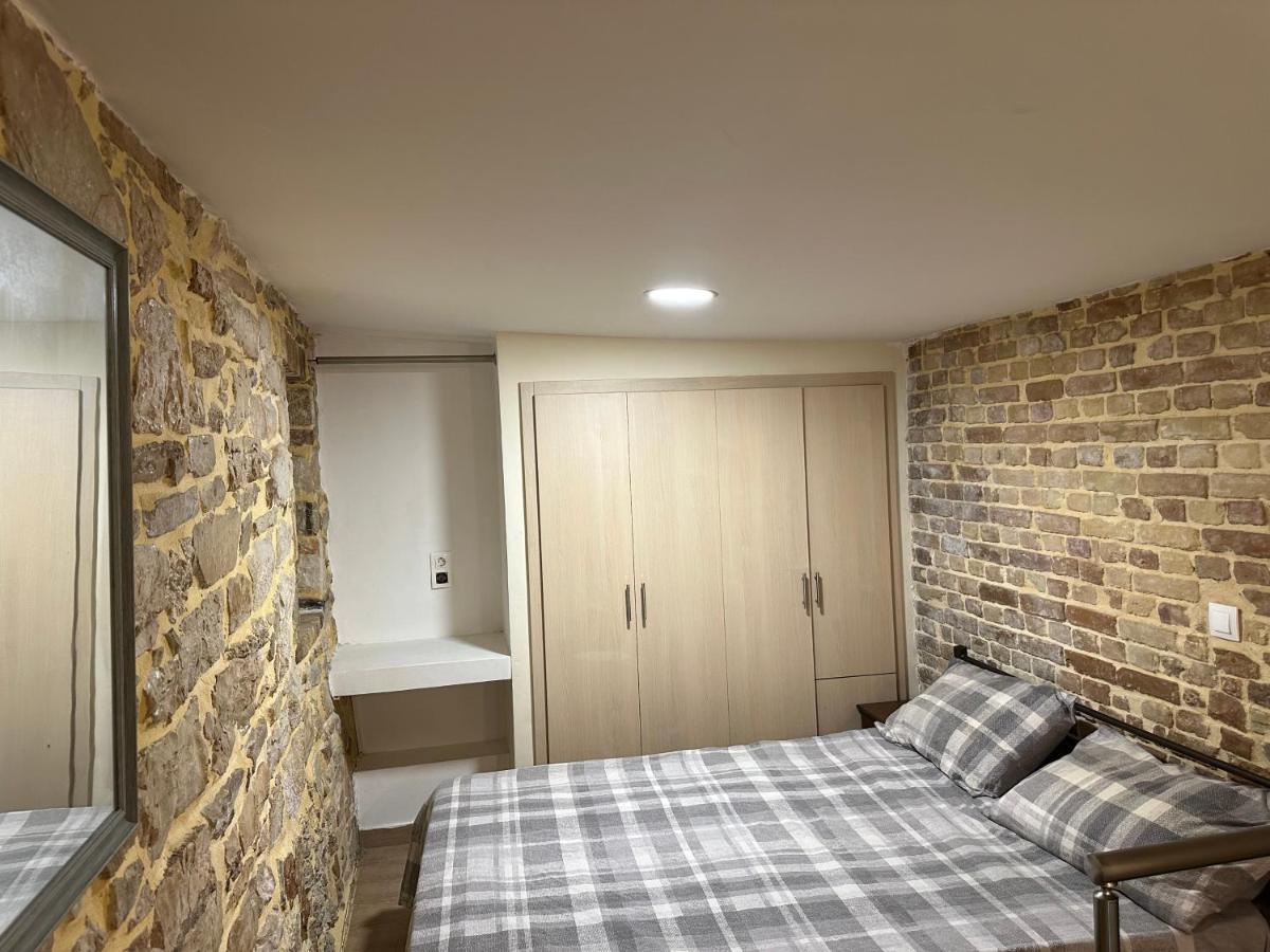 Q Apartments In Corfu Town Екстер'єр фото